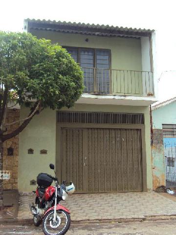 Alugar Casa / Padrão em Ribeirão Preto. apenas R$ 1.600,00