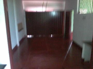 Alugar Casa / Padrão em Ribeirão Preto. apenas R$ 500,00