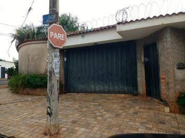Alugar Casa / Padrão em Ribeirão Preto. apenas R$ 320.000,00