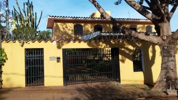 Alugar Casa / Padrão em Ribeirão Preto. apenas R$ 1.800.000,00