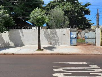 Alugar Comercial / Galpão  Barracão em Ribeirão Preto. apenas R$ 1.700,00