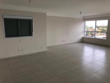 Alugar Apartamento / Padrão em Ribeirão Preto. apenas R$ 1.680.000,00